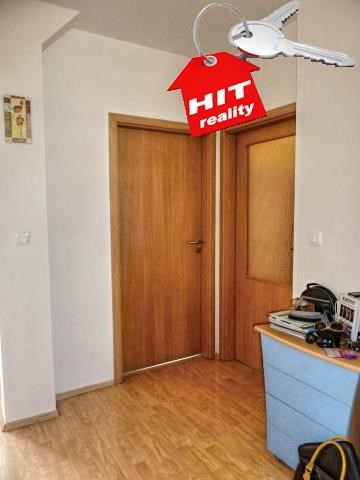 Pronájem mezonetového bytu 4+kk - 90 m2, Plzeň-Slovany, Jiráskovo náměstí