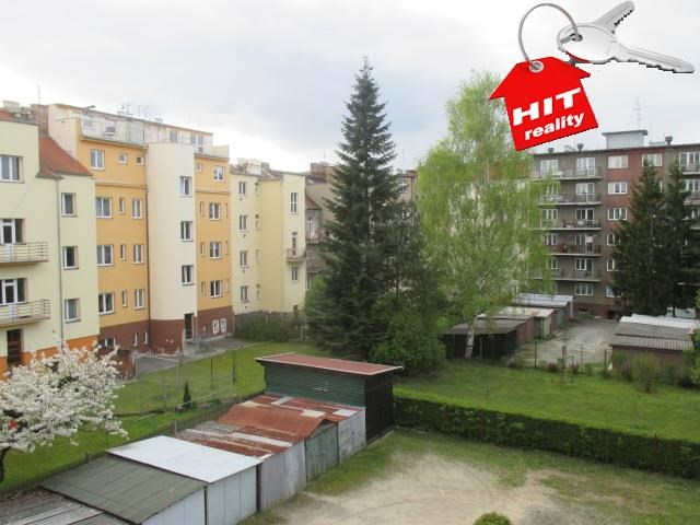 Pronájem bytu 3+1+B, 63m2 v Plzni na Borech