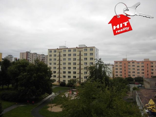 Pronájem bytu s lodžií, 2+1, 65m2, Plzeň, Těšínská ulice