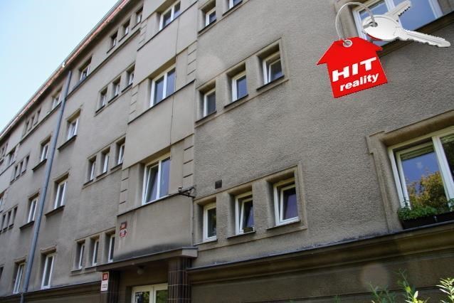 Pronájem bytu 2+1 v Plzni na Borech , zařízený