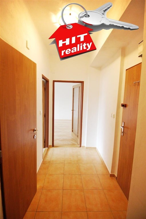 Pronájem bytu 1+1 37 m2 - Plzeň Slovany