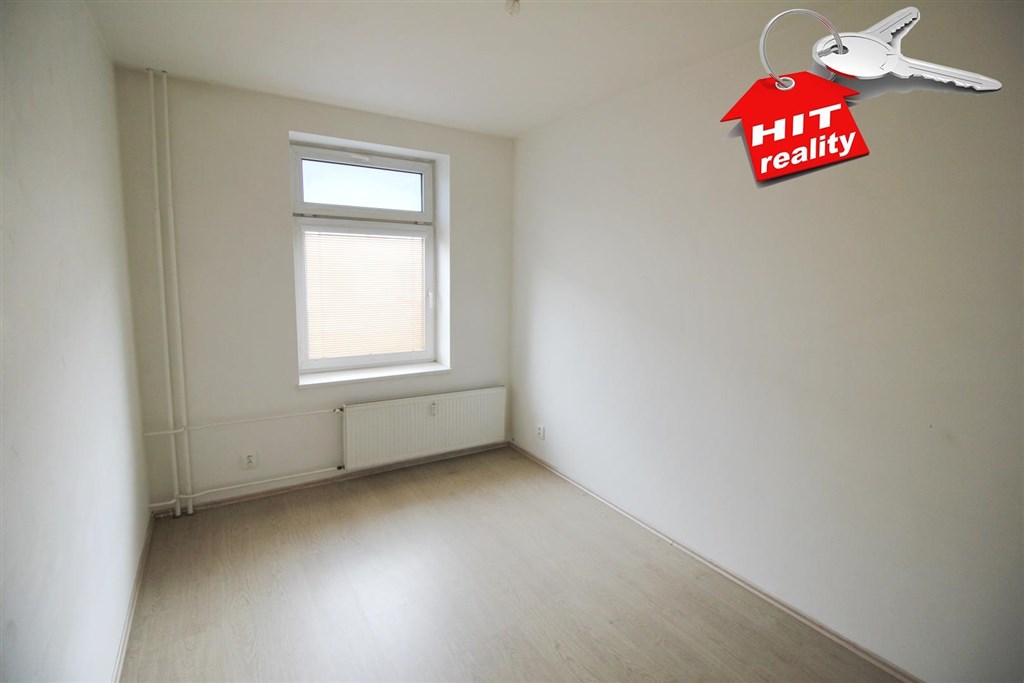 Pronájem bytu 1+1 35 m2, Plzeň - Slovany